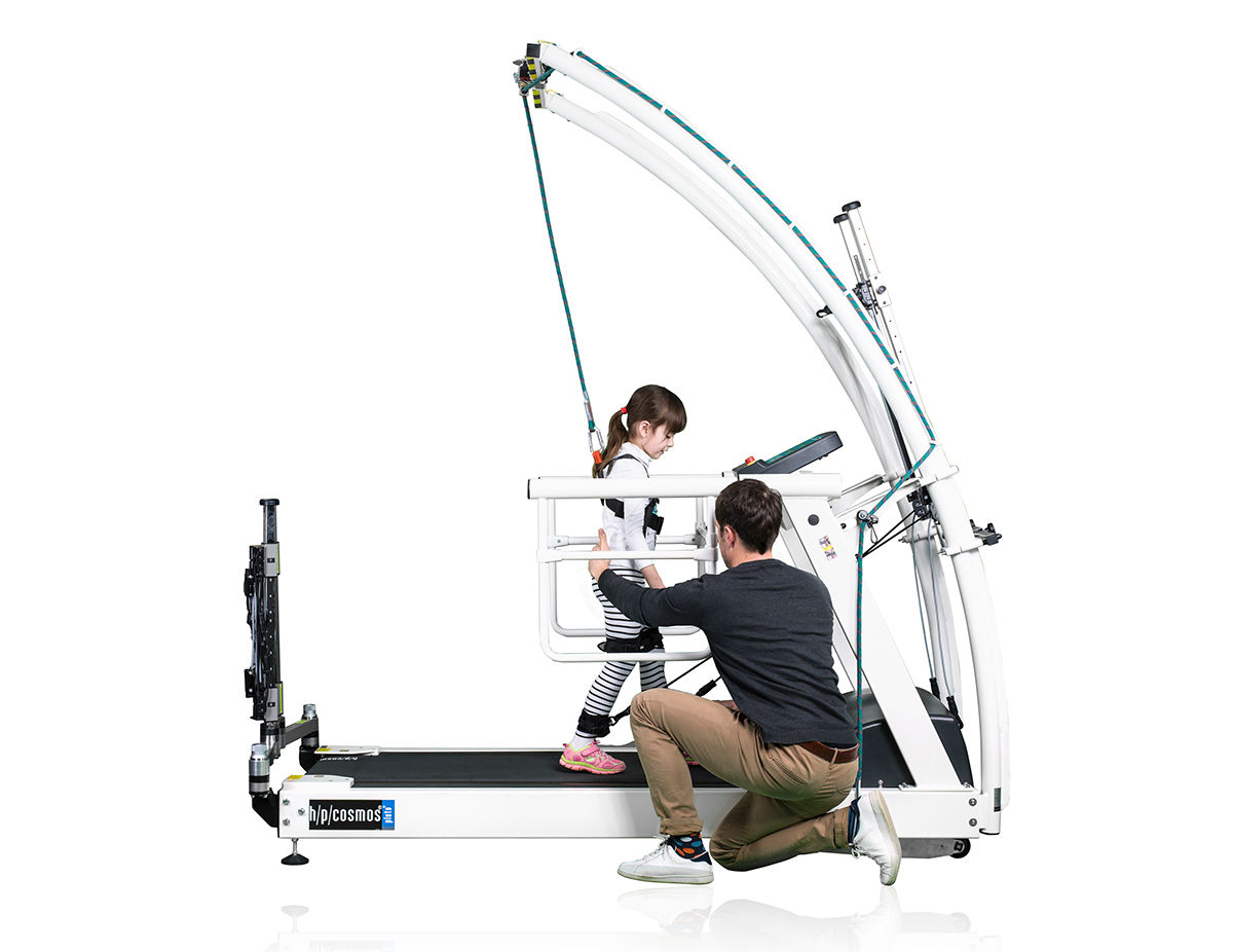 Spendenprojekt pluto®med Laufband und Gangtrainer